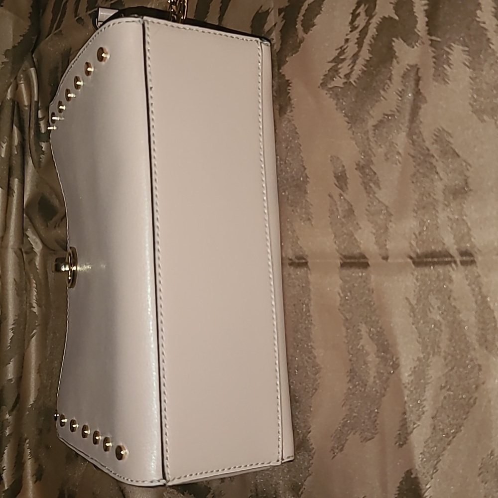 MICHAEL Kors Purse - Picture 12 of 17